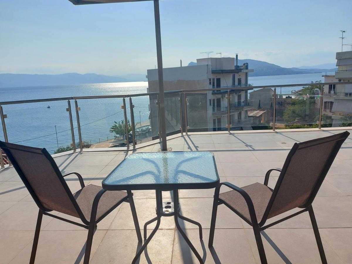 Hotel Banbus Loutra Edipsou  Buitenkant foto